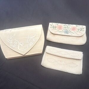 Elegant Cream Clutch Set